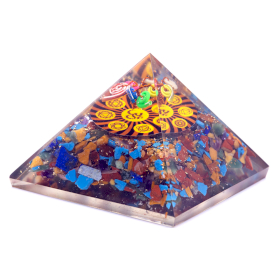 Orgonite Pyramid Lrg 70mm - Gemas de Chakra - Om Chakra - 70 mm