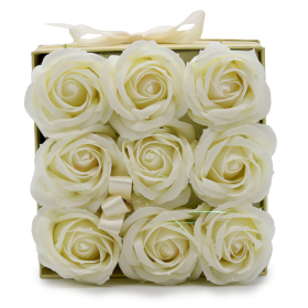 Bouquet de Flores de Sabão - 9 Rosas Creme - Quadrado