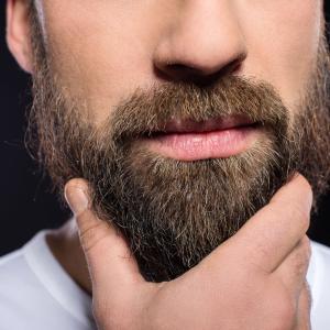 Maiorista de óleos para barba com óleos essenciais 