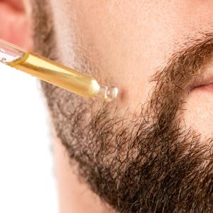 Distribuidor de produtos faciais para homem
