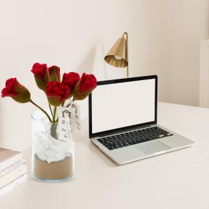 Distribuidor de Flores de Feltro Decorativas