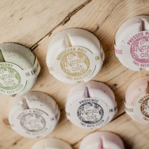 Maiorista de Coleção de Produtos Agnes & Cat