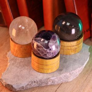 Peças cheias de intenção, perfeitas para presentes ou práticas holísticas