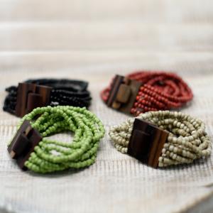 Pulseiras com motivos de Buda