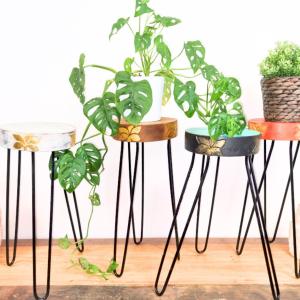 Perfeito para interiores boho, naturais ou modernos. Prático e decorativo.