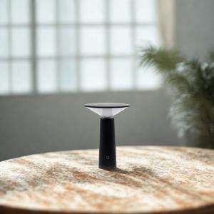Estrutura resistente e acabamento contemporâneo que combina com qualquer espaço